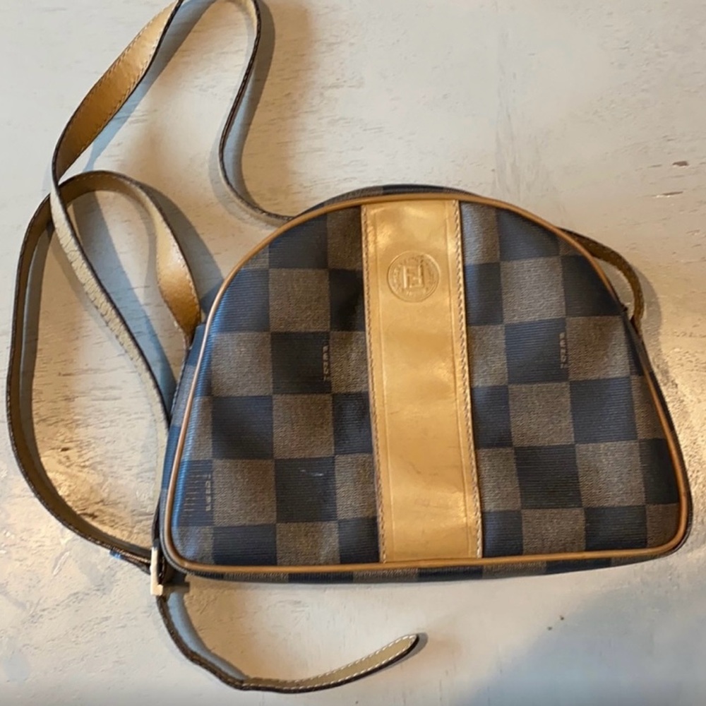 Vintage Fendi designer purse